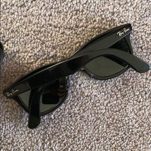 Ray Ban Wayfarer Sunglasses